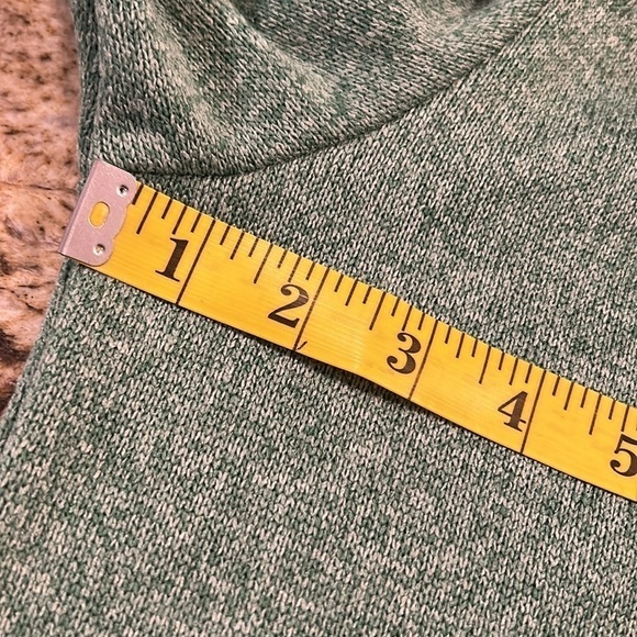 Crown & Ivy Green Sweatshirt Hoodie - Picture 9 of 13